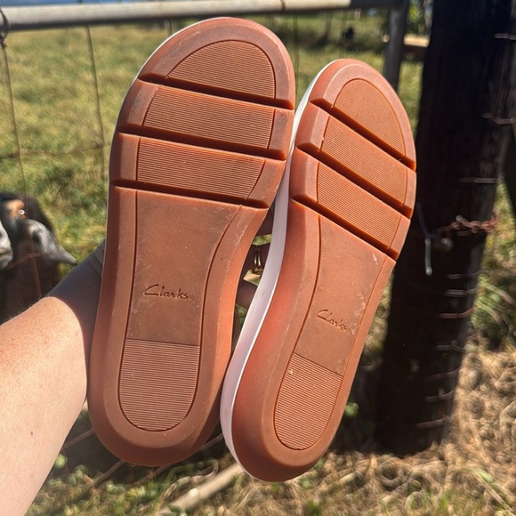 Clarks Jemsa Style Slide Champagne gold leather  Sandal Gold 8 - Picture 3 of 8